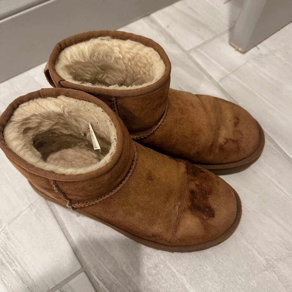UGG Tan Kids Slippers